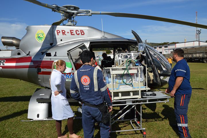 Narzędzia oraz ubrania napotykane w szpitalach i przychodniach